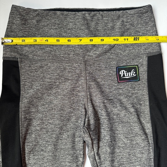 PINK Victoria’s Secret Gray and Black Leggings Women’s Sz Small with Side Detail - Picture 5 of 7